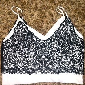 New Marciano crop black and white lace top size medium